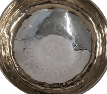 Naložite sliko v pregledovalnik galerije, 7 set tibetanskih pojočih skled set tibetanske pojoče posode čakre set tibetanskih pojočih skled čakra zvočna kopel zvocna kopel pojoce posode pojoce sklede tibetanska pojoča posoda tibetanska pojoča skeda tibetanska pojoca skleda zvočna masaža zvočna terapija