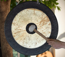 Naložite sliko v pregledovalnik galerije, gong gongi tam tam zvocna kopel instrumenti glasbila gongi gong 60 cm meditacija sproscanje z zvokom gong sproščanje zvocna terapija