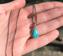 Naložite sliko v pregledovalnik galerije, srebrni obesek 925 amazonit nakit kristal srebro 925 amazonit zenski nakit modni nakit kristali obesek kristali poldragi kamni talisman