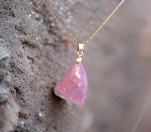 Naložite sliko v pregledovalnik galerije, obesek ametist srebrni člen nakit ametist zenski obesek nakit kristali obesek kristal ametist nakit poldragi kamni talisman