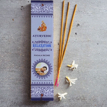 Naložite sliko v pregledovalnik galerije, dišeče palčke ajurvedske disece palcke ajurveda kadilo kadila dišava za dom kadilo za dom dišeče palčke za meditacijo naravne dišeče palčke vonj ayurvedic masala relaxation