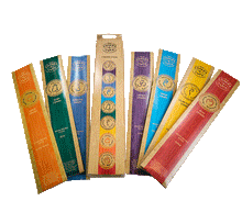 Naložite sliko v pregledovalnik galerije, Disece palcke cakre cedra ylang ylang sivka vrtnica evkaliptus jasmin lotos Chakra luck incense čakre čakra dišeče palčke kadila dišave po čakrah vonji po cakrah aromaterapija meditacija kadila dišeče palčke