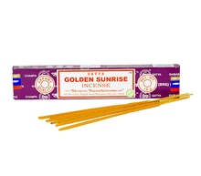 Naložite sliko v pregledovalnik galerije, Satya Sai Baba Golden Sunrise dišeče palčke Satya disece palcke dišave Satya Golden Sunrise disave kadila meditiranje duhovnost dišeče palčke Sai baba sproscanje disave za dom meditacija dišave Satya