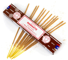 Naložite sliko v pregledovalnik galerije, Satya Namaste dišeče palčke Satya disece palcke dišave Satya disave kadila meditiranje duhovnost dišeče palčke Sai baba Satya Namaste dišeče palčke sproscanje disave za dom meditacija dišave aromaterapija