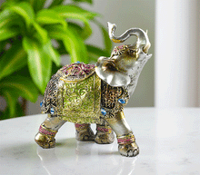 Naložite sliko v pregledovalnik galerije, kip slon kipec slonček figura slon obilje blagostanje simbol sreče sloncek rilec navzgor slon dvignjen rilec bogastvo slon dekoracija za srečo sreča slon dom