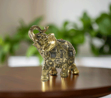 Naložite sliko v pregledovalnik galerije, kip slon kipec slonček figura slon obilje blagostanje simbol sreče sloncek rilec navzgor slon dvignjen rilec bogastvo slon dekoracija za srečo sreča slon dom
