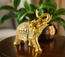 Naložite sliko v pregledovalnik galerije, kip slon kipec slonček figura slon obilje moč blagostanje simbol sreče sloncek rilec navzgor slon dvignjen rilec bogastvo slon dekoracija za srečo