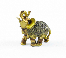 Naložite sliko v pregledovalnik galerije, kip slon kipec slonček figura slon obilje blagostanje simbol sreče sloncek rilec navzgor slon dvignjen rilec bogastvo slon dekoracija za srečo sreča slon dom