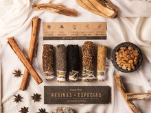 Naložite sliko v pregledovalnik galerije, naravno kadilo zvitek evkaliptus lovor cedra naravno kadilo za obrede naravno kadilo zvitek za ciscenje prostora sagrada madre naravno kadilo za prostor sahumitos