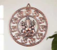 Naložite sliko v pregledovalnik galerije, kipec ganesh aum stenska dekoracija om figura ganesha aum kip ganeš ganeša dekoracija za steno aum slon uspeh bogastvo ganesha poslovni uspeh modrost dekoracija dom om ganeš blagostanje zaščita za dom