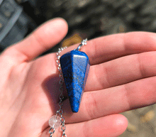 Naložite sliko v pregledovalnik galerije, nihalo lapis lazuli talisman nihalo iz lapis lazuli kristalno nihalo kristali nihalo poldragikamni nihala merjenje energije nihala