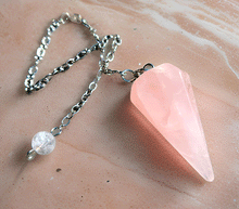 Naložite sliko v pregledovalnik galerije, nihalo roževec talisman nihalo iz rozevec kristalno nihalo kristali nihalo poldragikamni nihala merjenje energije nihala