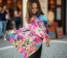 Naložite sliko v pregledovalnik galerije, obojestranski ženski šal poletni šali modni sal pisani sali cvetlice prehodni sal viskoza svila barvit ženski šali moda udoben šal mehek obojestranski sal jesenski šal cvetlični ženski šal moda