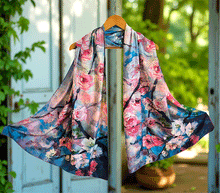 Naložite sliko v pregledovalnik galerije, obojestranski ženski šal poletni šali modni sal pisani sali cvetlice prehodni sal viskoza svila barvit ženski šali moda udoben šal mehek obojestranski sal jesenski šal cvetlični ženski šal moda