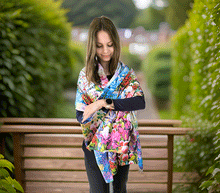 Naložite sliko v pregledovalnik galerije, obojestranski ženski šal poletni šali modni sal pisani sali cvetlice prehodni sal viskoza svila barvit ženski šali moda udoben šal mehek obojestranski sal jesenski šal cvetlični ženski šal