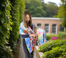 Naložite sliko v pregledovalnik galerije, obojestranski ženski šal poletni šali modni sal pisani sali cvetlice prehodni sal viskoza svila barvit ženski šali moda udoben šal mehek obojestranski sal jesenski šal cvetlični ženski šal