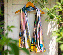 Naložite sliko v pregledovalnik galerije, obojestranski ženski šal poletni šali modni sal pisani sali cvetlice prehodni sal viskoza svila barvit ženski šali moda udoben šal mehek obojestranski sal jesenski šal cvetlični ženski šal sivka