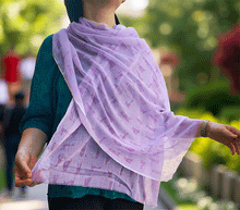 Naložite sliko v pregledovalnik galerije, ženski šal mačke zenski sal poletni sal jesenski sali prehodni šal poletni šali macke modni šali modni sal mačke muce modni dodatki ženski šali modni šali viskoza svila mačka svila viskoza udobje za občutljivo kozo