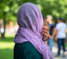 Naložite sliko v pregledovalnik galerije, ženski šal mačke zenski sal poletni sal jesenski sali prehodni šal poletni šali macke modni šali modni sal mačke muce modni dodatki ženski šali modni šali viskoza svila mačka svila viskoza udobje za občutljivo kozo