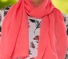 Naložite sliko v pregledovalnik galerije, šal šali ženski šali poletni šali prehodni šali modni dodatki svila viskoza enobarvni šali enobarven šal sal enobarven lahek sal viskoza svila sal naravni material