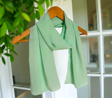 Naložite sliko v pregledovalnik galerije, šal šali ženski šali poletni šali prehodni šali modni dodatki svila viskoza enobarvni šali enobarven šal sal enobarven lahek sal viskoza svila sal naravni material