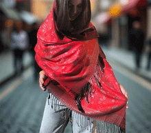 Naložite sliko v pregledovalnik galerije, sal sali šal šali pasmina pašmina ženski šali modni šali zenski sal bombaž viskoza šali lepota mehko jesenski šal zimski šal prehodni šal poletni šali topel sal naravni materiali rdeča