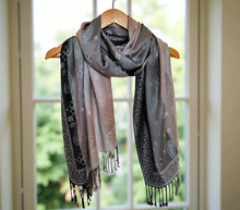 Naložite sliko v pregledovalnik galerije, sal sali šal šali pasmina pašmina ženski šali modni šali zenski sal bombaž viskoza šali lepota mehko jesenski šal zimski šal prehodni šal poletni šali topel sal naravni materiali siva