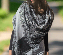 Naložite sliko v pregledovalnik galerije, sal sali šal šali pasmina pašmina ženski šali modni šali zenski sal bombaž viskoza šali lepota mehko jesenski šal zimski šal prehodni šal poletni šali naravni materiali blescice bleščice svetlikajoč