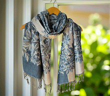 Naložite sliko v pregledovalnik galerije, sal sali šal šali pasmina pašmina ženski šali modni šali zenski sal bombaž viskoza šali lepota mehko jesenski šal zimski šal prehodni šal poletni šali naravni materiali blescice bleščice svetlikajoč