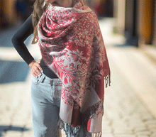 Naložite sliko v pregledovalnik galerije, sal sali šal šali pasmina pašmina ženski šali modni šali zenski sal bombaž viskoza šali lepota mehko jesenski šal zimski šal prehodni šal poletni šali naravni materiali blescice bleščice svetlikajoč svetlec