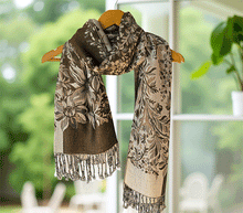 Naložite sliko v pregledovalnik galerije, sal sali šal šali pasmina pašmina ženski šali modni šali zenski sal bombaž viskoza šali lepota mehko jesenski šal zimski šal prehodni šal poletni šali naravni materiali blescice bleščice svetlikajoč