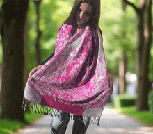 Naložite sliko v pregledovalnik galerije, sal sali šal šali pasmina pašmina ženski šali modni šali zenski sal bombaž viskoza šali lepota mehko jesenski šal zimski šal prehodni šal poletni šali naravni materiali blescice bleščice svetlikajoč