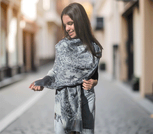 Naložite sliko v pregledovalnik galerije, sal sali šal šali pasmina pašmina ženski šali modni šali zenski sal bombaž viskoza šali lepota mehko jesenski šal zimski šal prehodni šal poletni šali naravni materiali blescice bleščice svetlikajoč