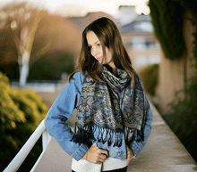 Naložite sliko v pregledovalnik galerije, sal sali šal craz šali pasmina pašmina ženski šali modni šali zenski sal bombaž viskoza šali lepota mehko jesenski šal zimski šal prehodni šal poletni šali črna modra naravni materiali good vibes