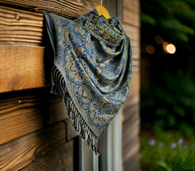 Naložite sliko v pregledovalnik galerije, sal sali šal craz šali pasmina pašmina ženski šali modni šali zenski sal bombaž viskoza šali lepota mehko jesenski šal zimski šal prehodni šal poletni šali črna modra naravni materiali good vibes