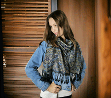 Naložite sliko v pregledovalnik galerije, sal sali šal craz šali pasmina pašmina ženski šali modni šali zenski sal bombaž viskoza šali lepota mehko jesenski šal zimski šal prehodni šal poletni šali črna modra naravni materiali good vibes