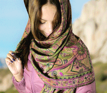 Naložite sliko v pregledovalnik galerije, sal sali šal crazy šali pasmina pašmina ženski šali modni šali zenski sal bombaž viskoza šali lepota mehko jesenski šal zimski šal prehodni šal poletni šali črna zelena
vzorci naravni materiali good vibes