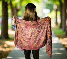 Naložite sliko v pregledovalnik galerije, sal sali šal crazy šali pasmina pašmina ženski šali modni šali zenski sal bombaž viskoza šali lepota mehko jesenski šal zimski šal prehodni šal poletni šali rdeča oranžna naravni materiali good vibes