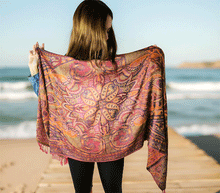 Naložite sliko v pregledovalnik galerije, sal sali šal crazy šali pasmina pašmina ženski šali modni šali zenski sal bombaž viskoza šali lepota mehko jesenski šal zimski šal prehodni šal poletni šali rdeča oranžna naravni materiali good vibes