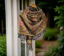 Naložite sliko v pregledovalnik galerije, sal sali šal crazy šali pasmina pašmina ženski šali modni šali zenski sal bombaž viskoza šali lepota mehko jesenski šal zimski šal prehodni šal poletni šali črna zelena
vzorci naravni materiali good vibes