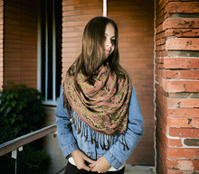 Naložite sliko v pregledovalnik galerije, sal sali šal crazy šali pasmina pašmina ženski šali modni šali zenski sal bombaž viskoza šali lepota mehko jesenski šal zimski šal prehodni šal poletni šali rjava zelena
vzorci naravni materiali good vibes