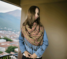 Naložite sliko v pregledovalnik galerije, sal sali šal crazy šali pasmina pašmina ženski šali modni šali zenski sal bombaž viskoza šali lepota mehko jesenski šal zimski šal prehodni šal poletni šali rjava zelena
vzorci naravni materiali good vibes