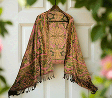 Naložite sliko v pregledovalnik galerije, sal sali šal crazy šali pasmina pašmina ženski šali modni šali zenski sal bombaž viskoza šali lepota mehko jesenski šal zimski šal prehodni šal poletni šali rjava zelena
vzorci naravni materiali good vibes