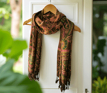 Naložite sliko v pregledovalnik galerije, sal sali šal crazy šali pasmina pašmina ženski šali modni šali zenski sal bombaž viskoza šali lepota mehko jesenski šal zimski šal prehodni šal poletni šali rjava zelena
vzorci naravni materiali good vibes