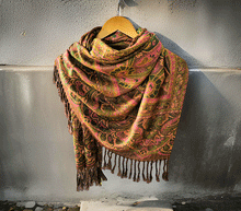 Naložite sliko v pregledovalnik galerije, sal sali šal crazy šali pasmina pašmina ženski šali modni šali zenski sal bombaž viskoza šali lepota mehko jesenski šal zimski šal prehodni šal poletni šali rjava zelena
vzorci naravni materiali good vibes