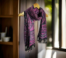 Naložite sliko v pregledovalnik galerije, sal sali šal crazy šali pasmina pašmina ženski šali modni šali zenski sal bombaž viskoza šali lepota mehko jesenski šal zimski šal prehodni šal poletni šali črna roza
vzorci naravni materiali good vibes