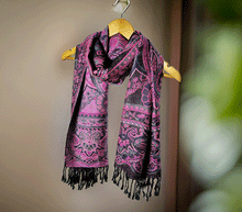 Naložite sliko v pregledovalnik galerije, sal sali šal crazy šali pasmina pašmina ženski šali modni šali zenski sal bombaž viskoza šali lepota mehko jesenski šal zimski šal prehodni šal poletni šali črna roza
vzorci naravni materiali good vibes