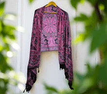 Naložite sliko v pregledovalnik galerije, sal sali šal crazy šali pasmina pašmina ženski šali modni šali zenski sal bombaž viskoza šali lepota mehko jesenski šal zimski šal prehodni šal poletni šali črna roza
vzorci naravni materiali good vibes