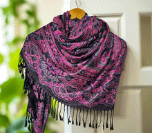 Naložite sliko v pregledovalnik galerije, sal sali šal crazy šali pasmina pašmina ženski šali modni šali zenski sal bombaž viskoza šali lepota mehko jesenski šal zimski šal prehodni šal poletni šali črna roza
vzorci naravni materiali good vibes