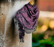 Naložite sliko v pregledovalnik galerije, sal sali šal crazy šali pasmina pašmina ženski šali modni šali zenski sal bombaž viskoza šali lepota mehko jesenski šal zimski šal prehodni šal poletni šali črna roza
vzorci naravni materiali good vibes